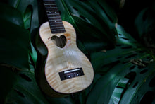 Charger l'image dans la galerie, TODO UKULELE - "PEACE" - Solid Flame Maple TODO Music